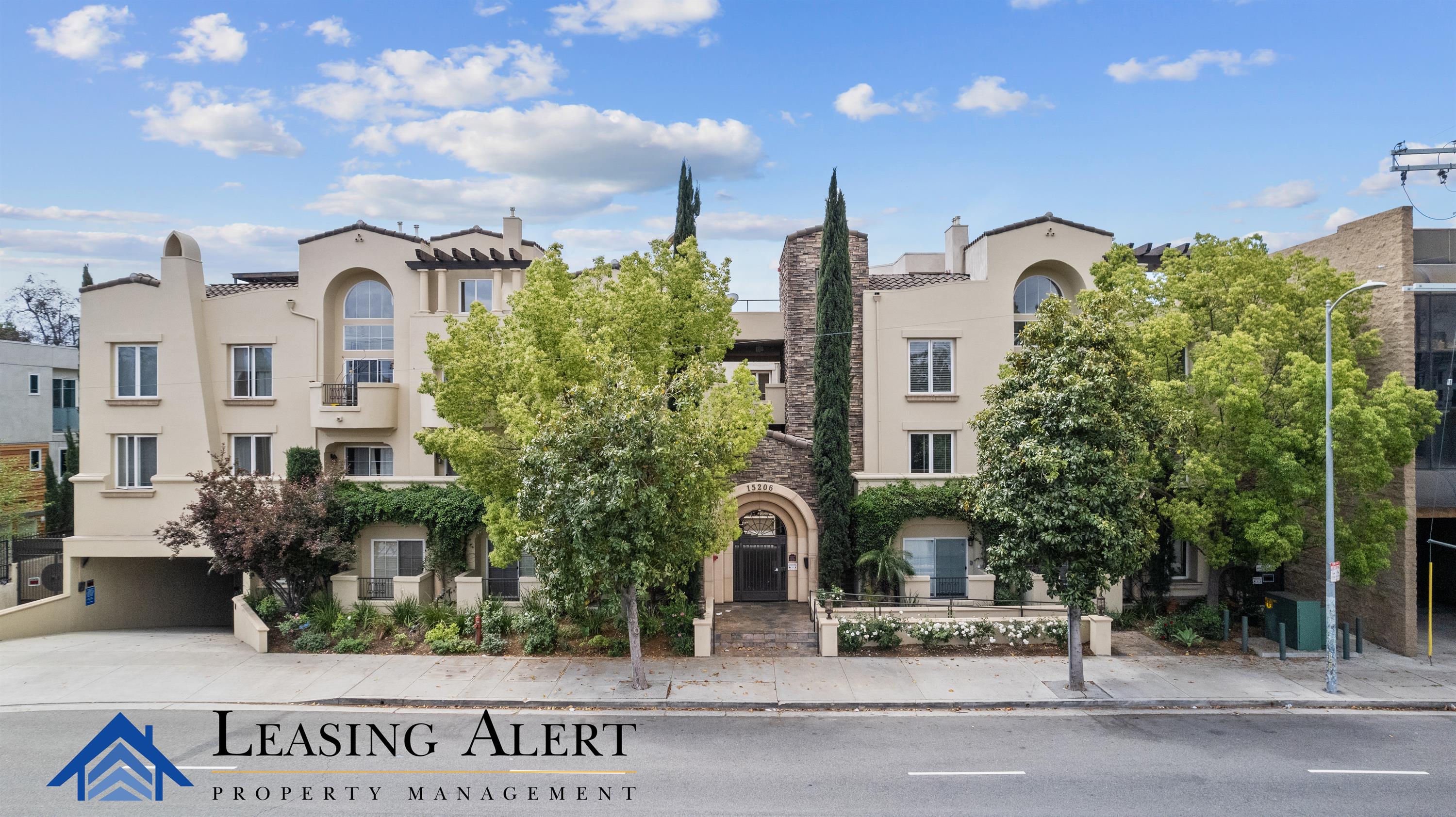 15206 Burbank Blvd #103