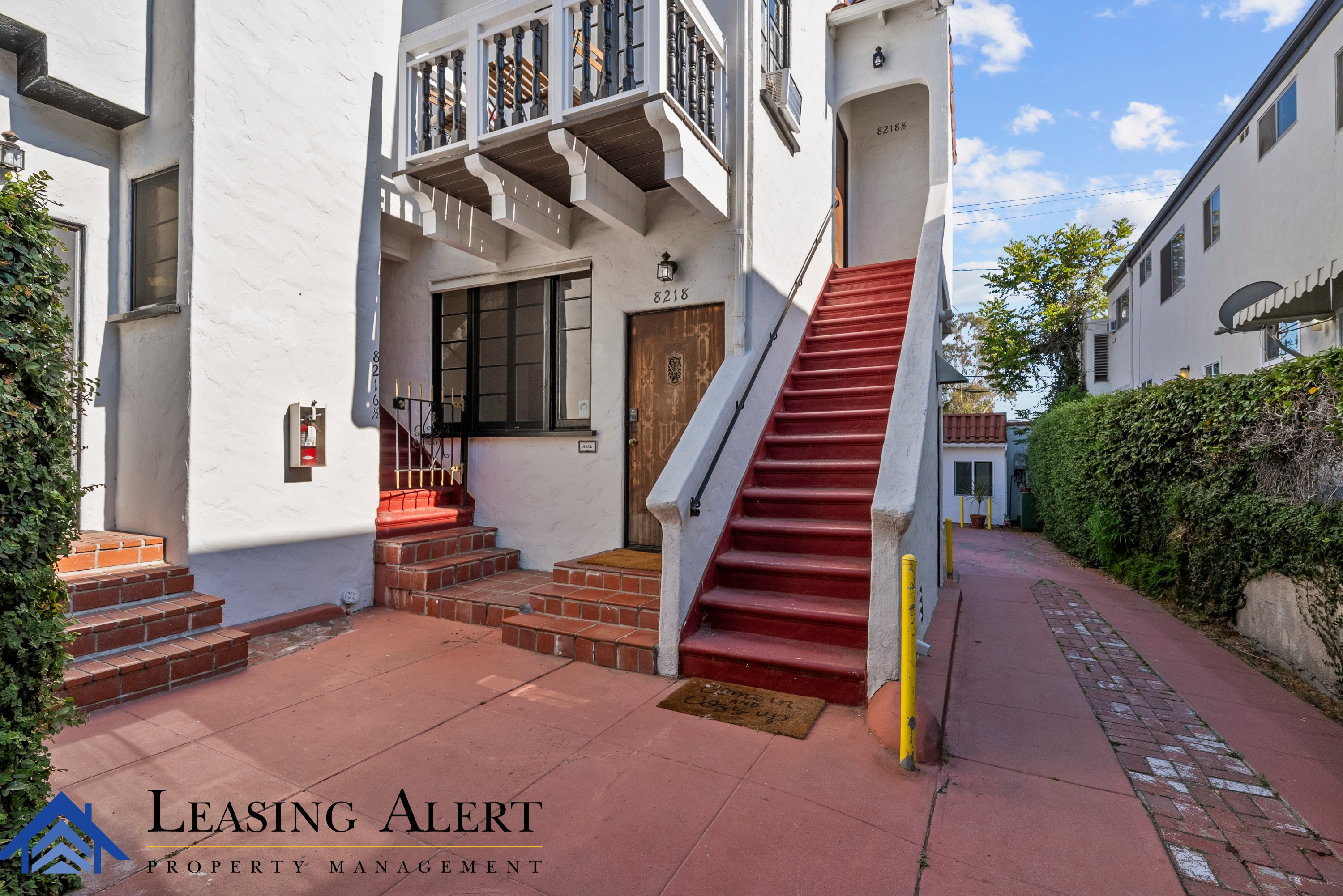 8218 Norton Avenue - 1/2